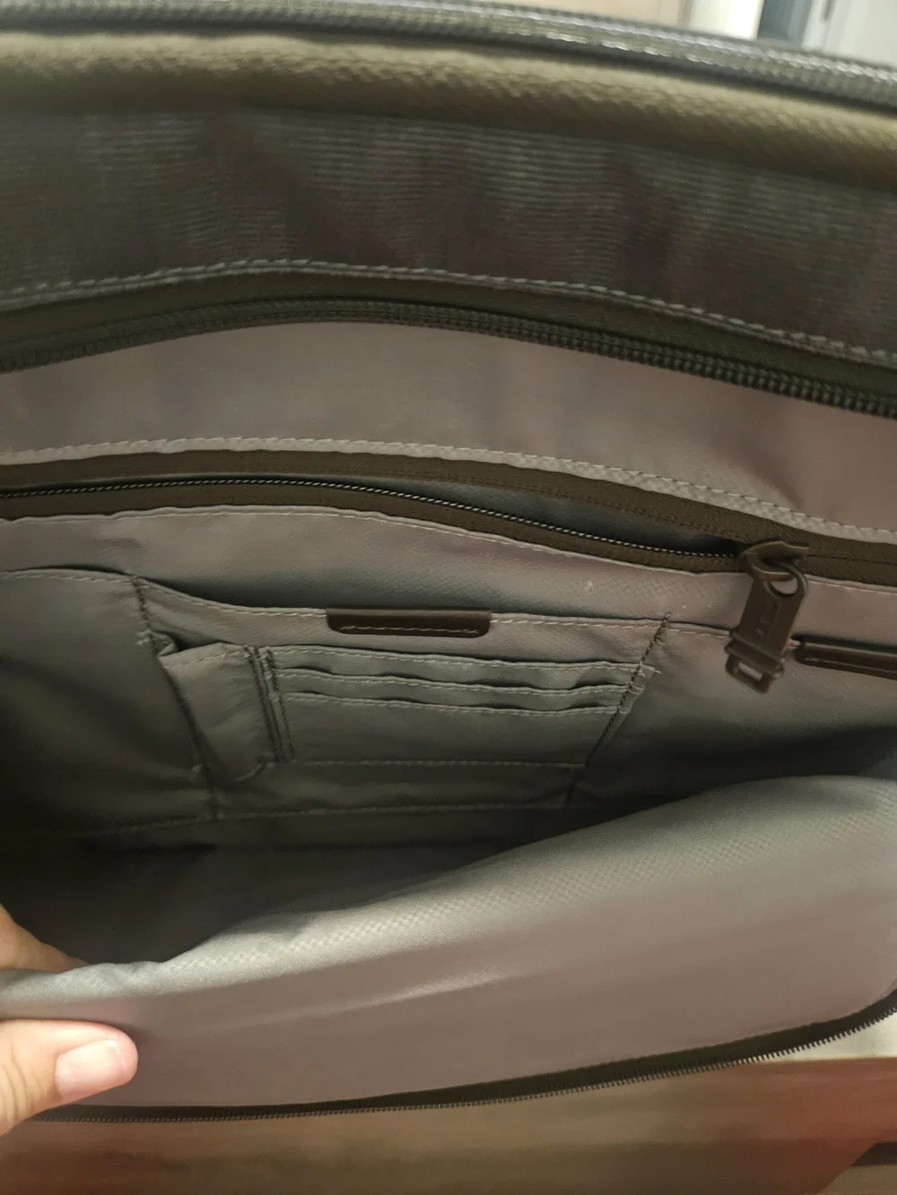 Tumi sleek laptop